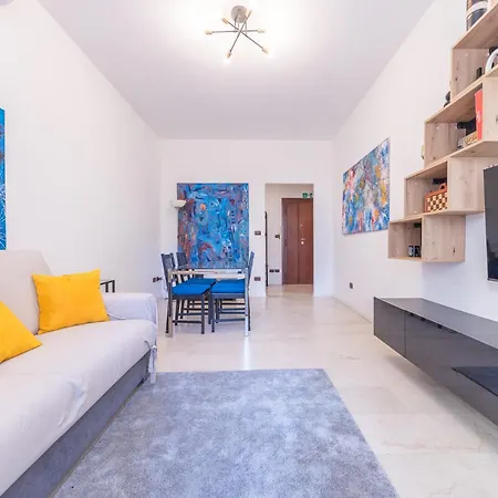 Lungotevere Apartment-3